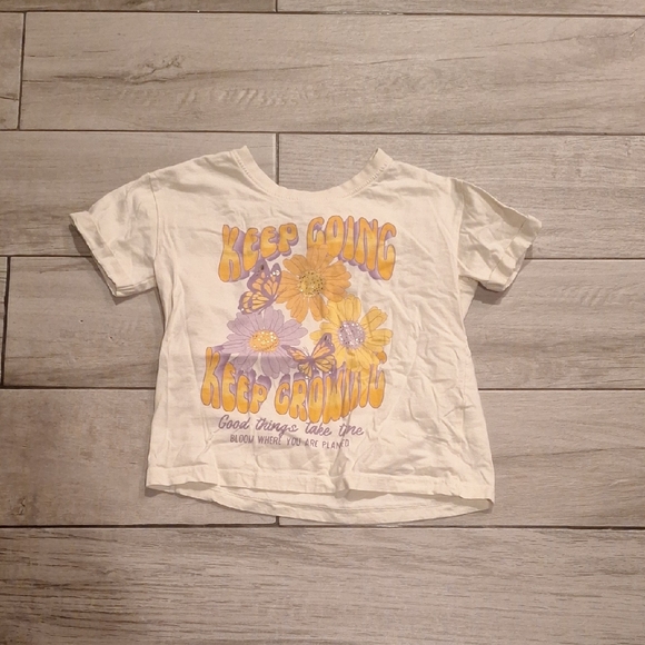 Messy Bun Just Chillin Other - 🐬floral Print Good Things Girls Tee